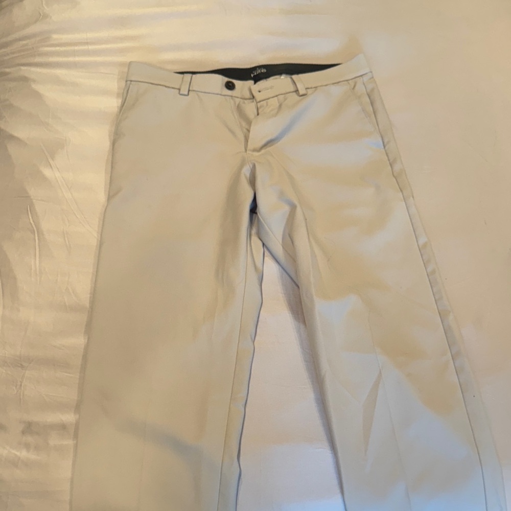 Haggar Men's Light Tan Chinos